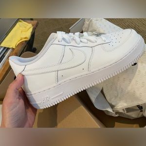 NWT Nike Air Force 1 shoes. White, boys size 7.